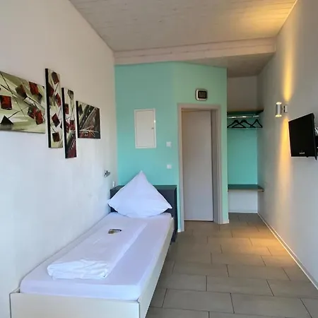 Sport Arena Motel 3*